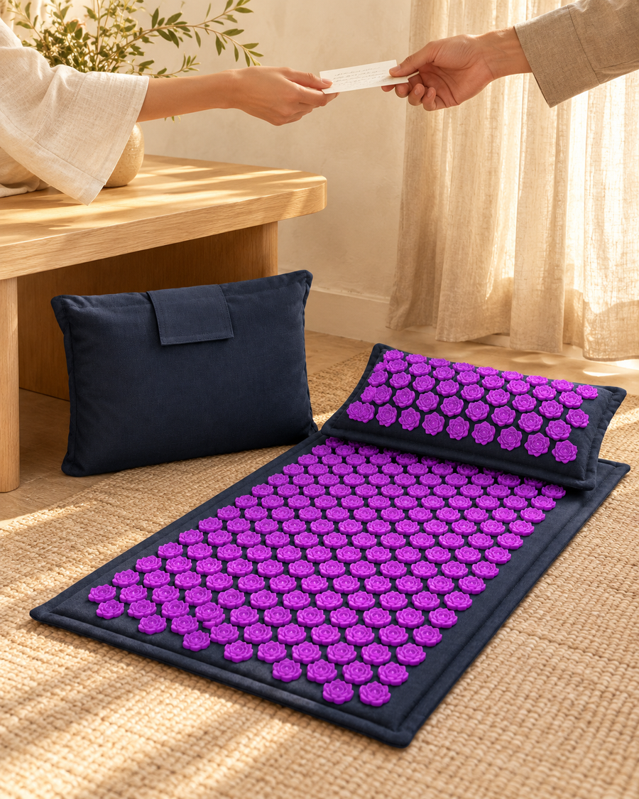 One Purple Lotus Set in a sharing-inspired setting; no gift box is included